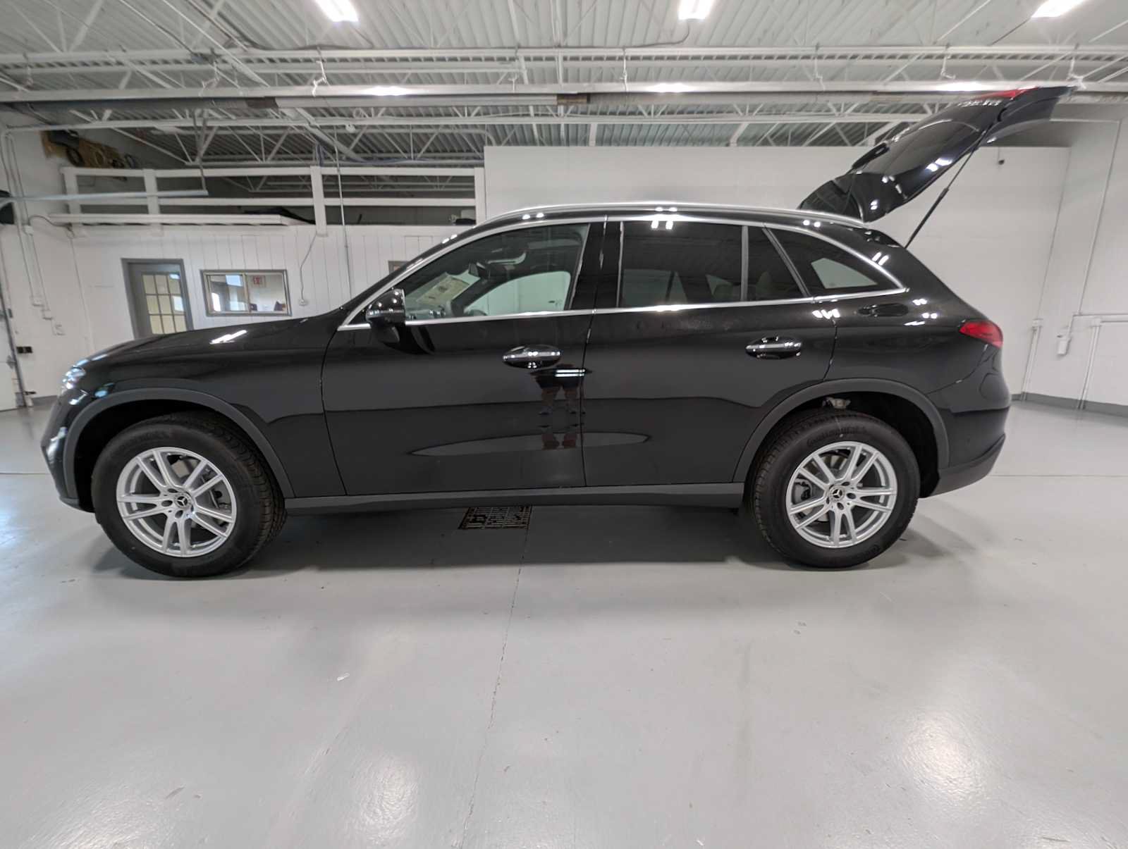 New 2026 Mercedes-Benz GLC 300 4MATIC image 10