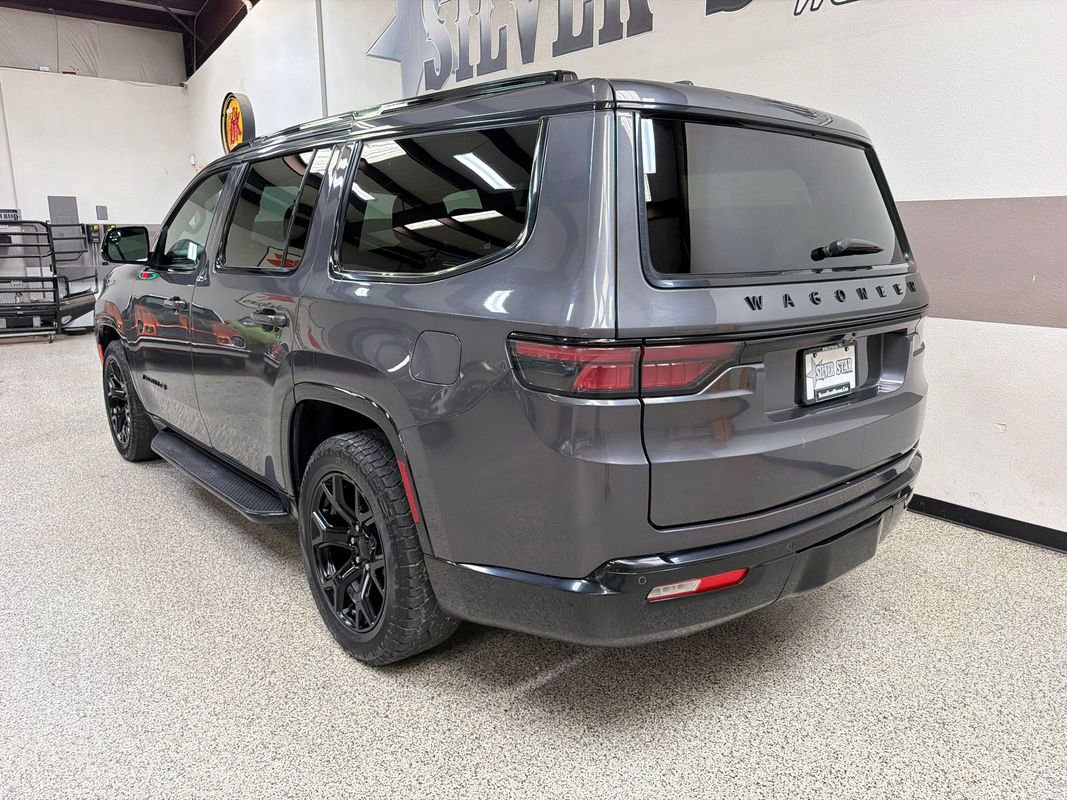 Used 2023 Jeep Wagoneer Series II RWD image 7