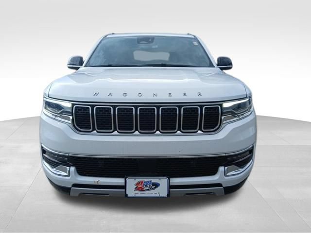 Used 2023 Jeep Wagoneer L Series II AWD/4WD image 8