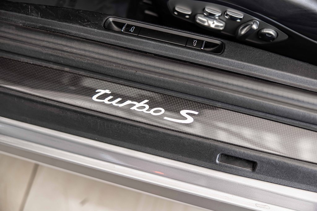 Used 2017 Porsche 911 Turbo S image 23