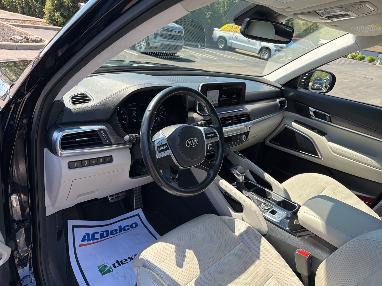 Used 2021 Kia Telluride SX w/ SX Prestige Package image 10