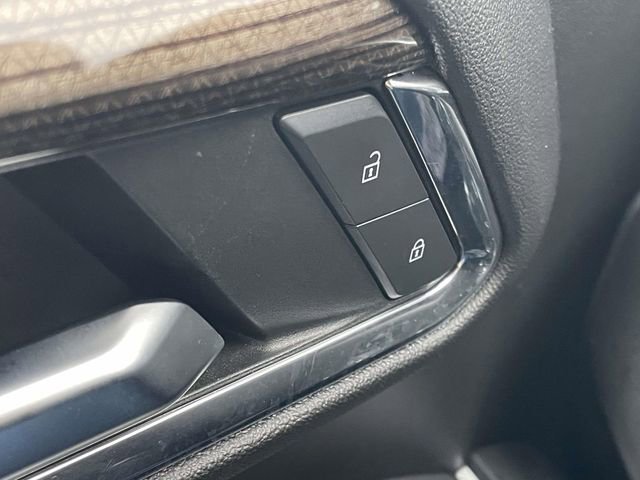 Used 2024 Chevrolet Silverado 1500 LT image 25