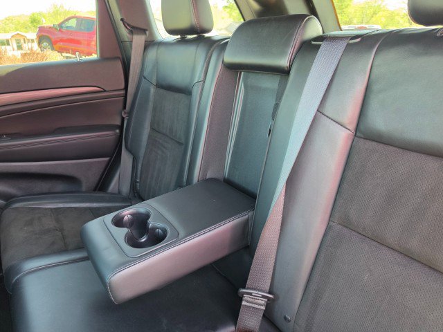 Used 2021 Jeep Grand Cherokee Laredo X AWD/4WD image 24