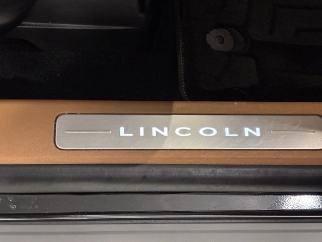 Used 2022 Lincoln Aviator Black Label w/ Dynamic Handling Package image 21