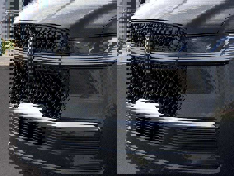 New 2026 Lincoln Navigator Reserve w/ Jet Appearance Package image 17