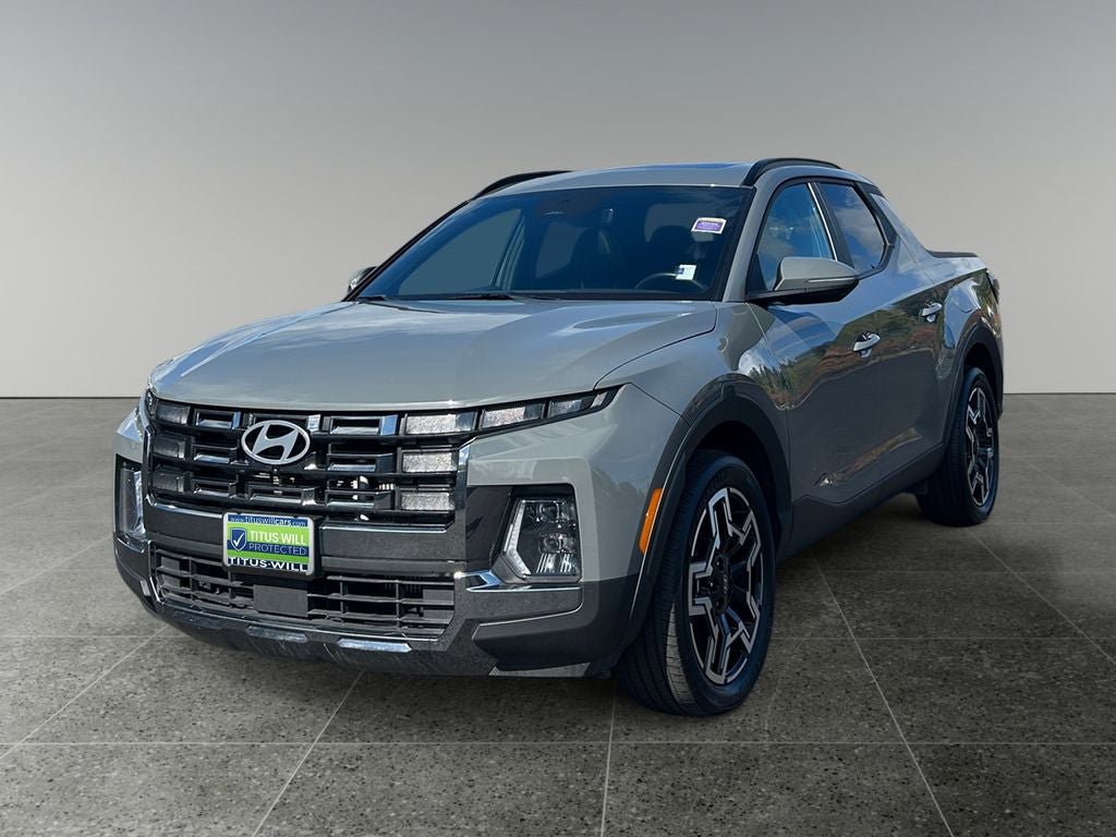 Used 2025 Hyundai Santa Cruz Limited AWD/4WD image 3