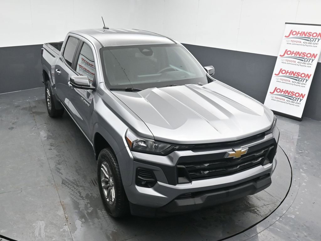 Used 2023 Chevrolet Colorado LT w/ LT Convenience Package II AWD/4WD image 24