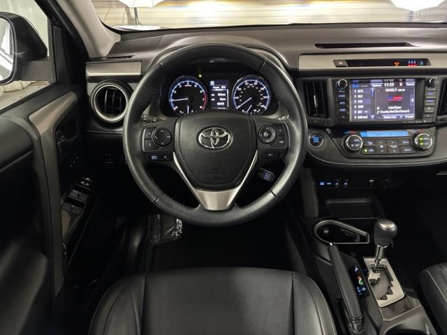 Used 2018 Toyota RAV4 Limited FWD image 15