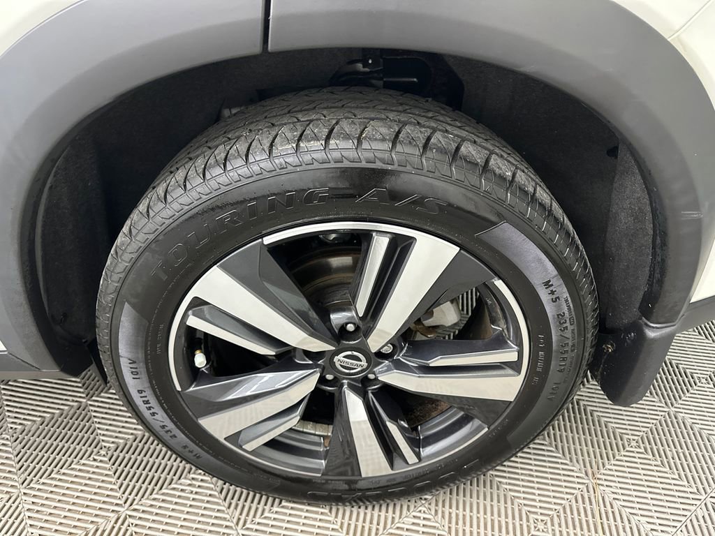 Used 2021 Nissan Rogue Platinum image 23