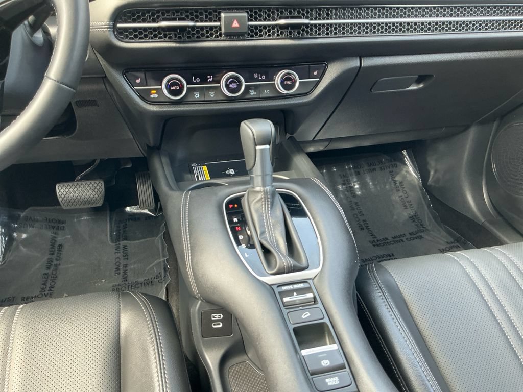 Used 2025 Honda HR-V EX-L image 12