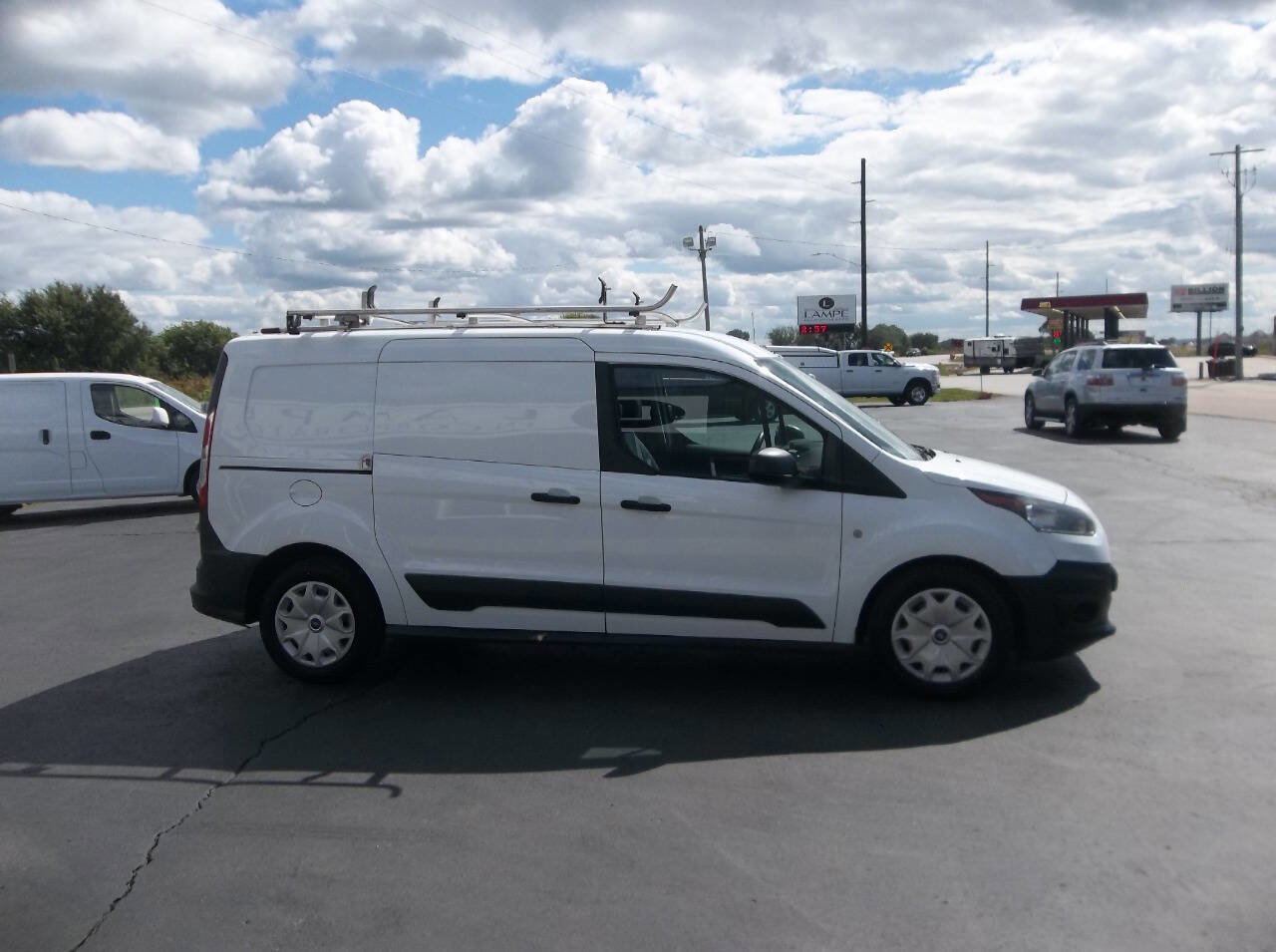 Used 2017 Ford Transit Connect XL image 6