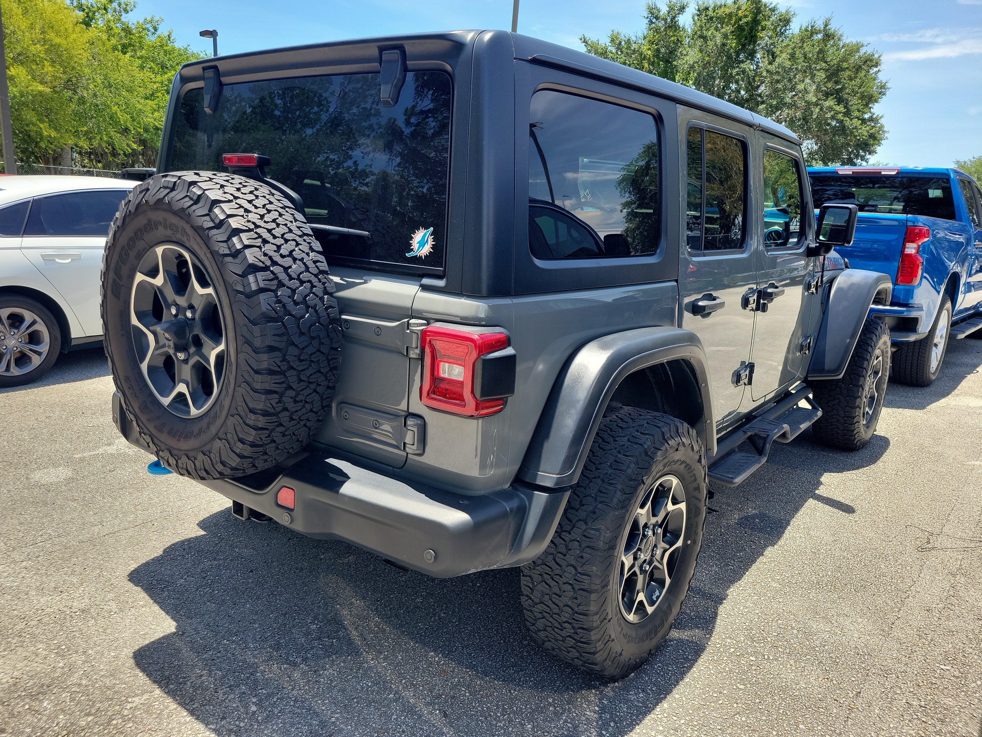 Used 2021 Jeep Wrangler Unlimited Rubicon 4xe w/ Steel Bumper Group AWD/4WD image 4