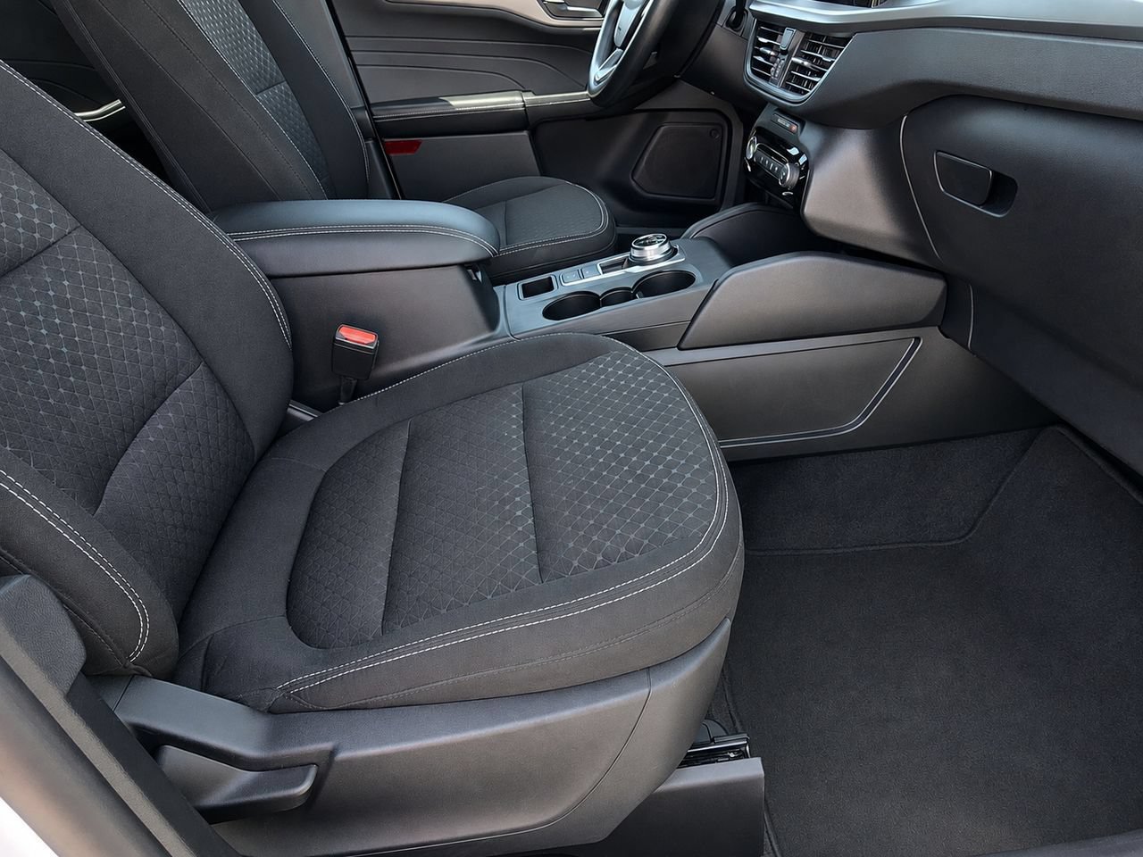 Used 2025 Ford Escape Active w/ Tech Pack #1 AWD/4WD image 41