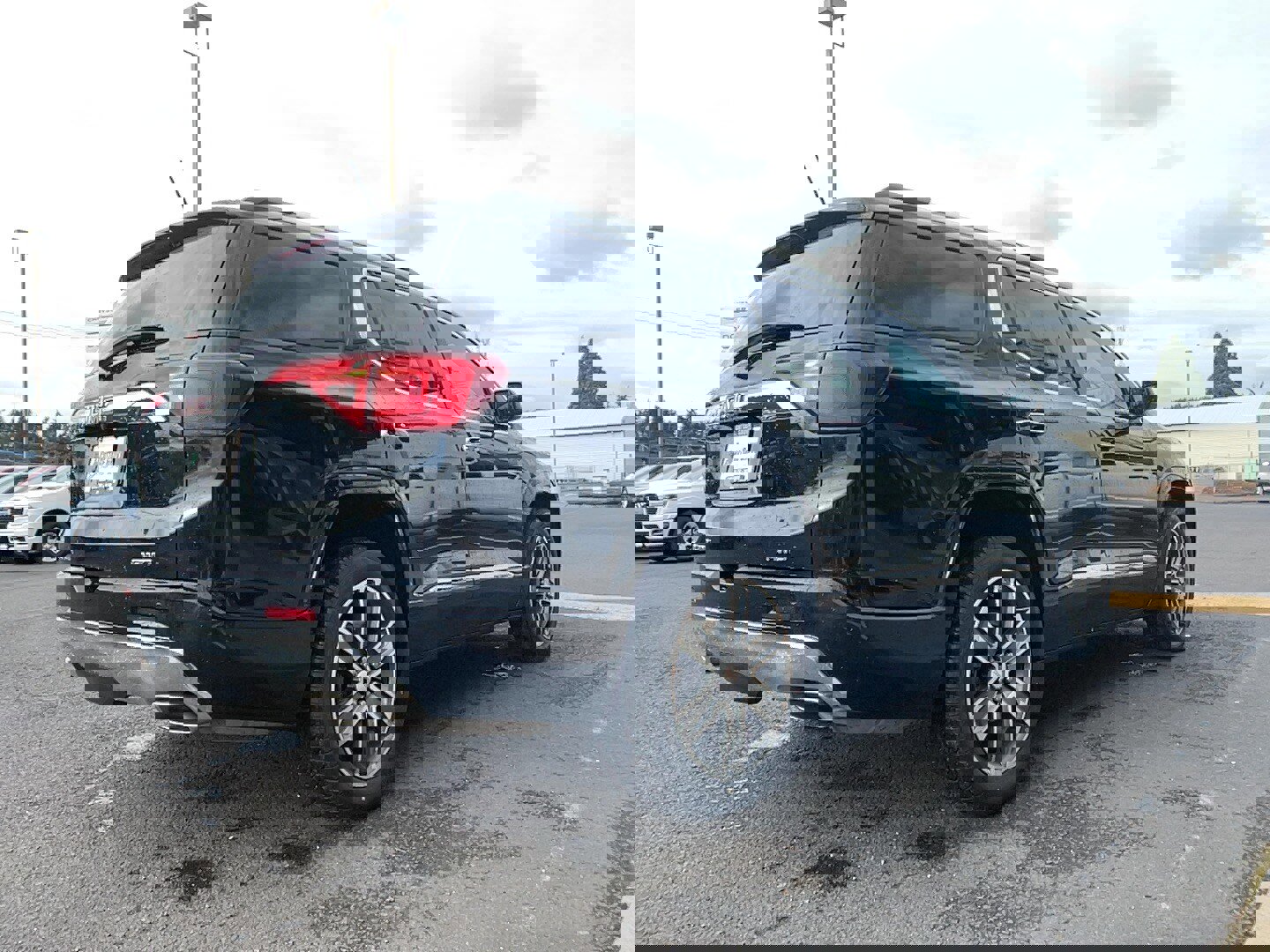 Used 2019 GMC Acadia Denali w/ Technology Package image 4