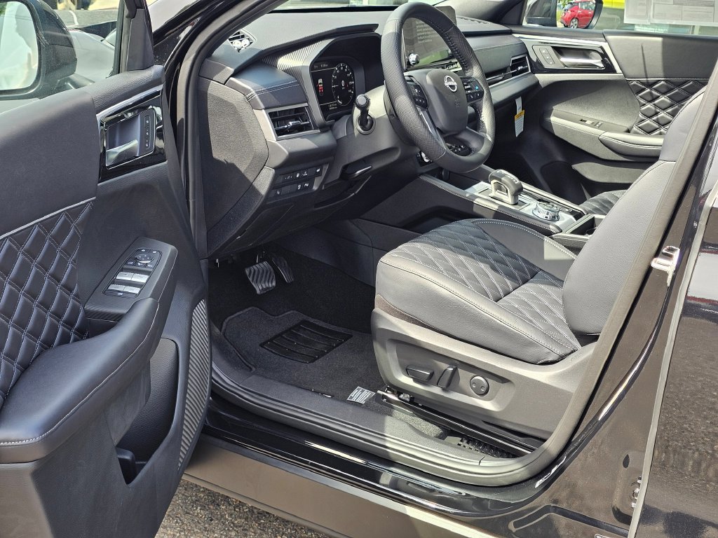 New 2026 Nissan Rogue Platinum AWD/4WD image 23