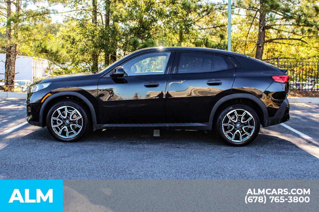Used 2025 BMW X2 xDrive28i AWD/4WD image 6