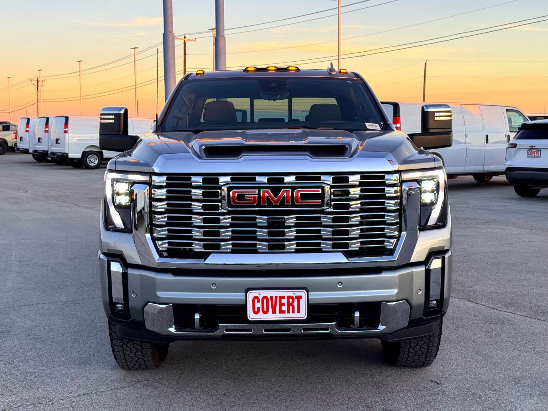 Used 2025 GMC Sierra 2500 Denali w/ Denali Reserve Package image 4