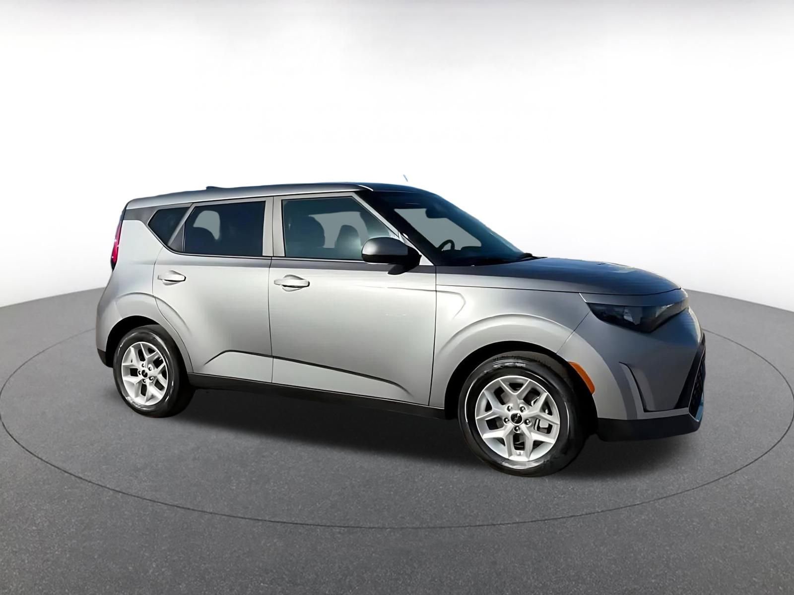 Used 2025 Kia Soul LX w/ LX Technology Package video 2