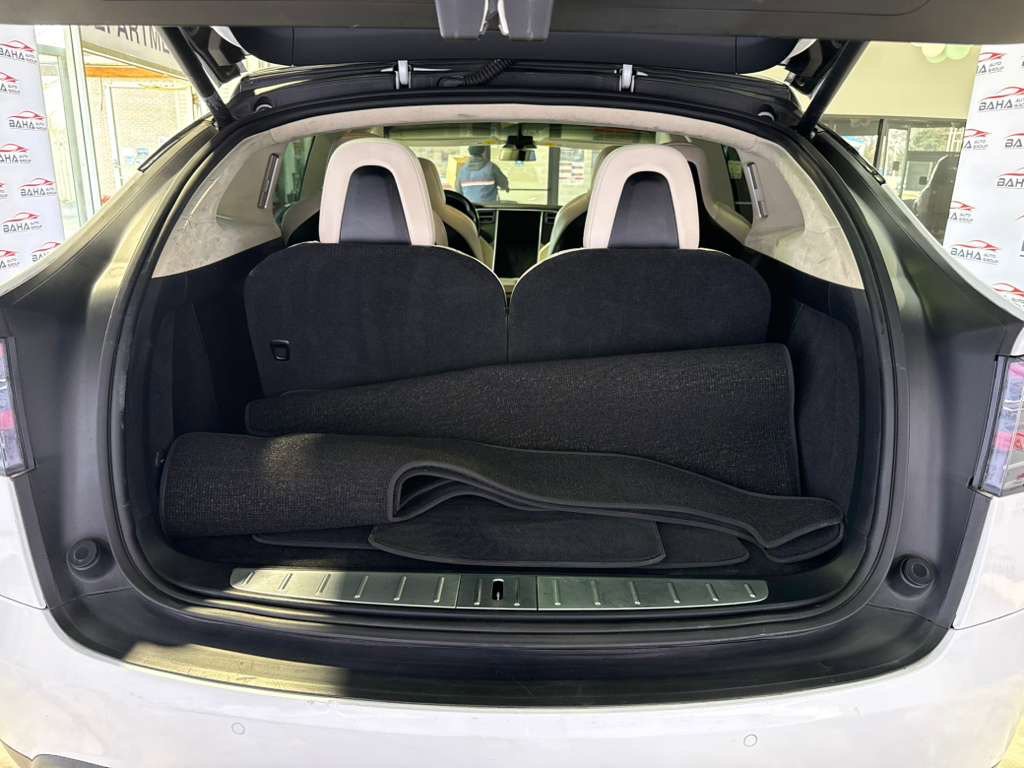 Used 2017 Tesla Model X 75D AWD/4WD image 44