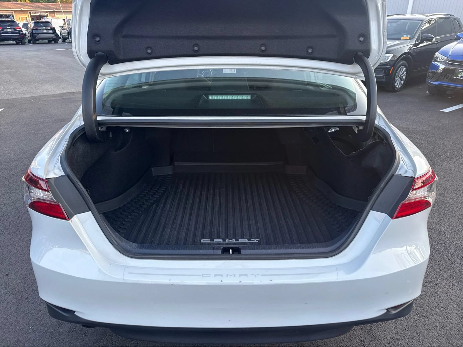 Used 2023 Toyota Camry LE FWD image 13