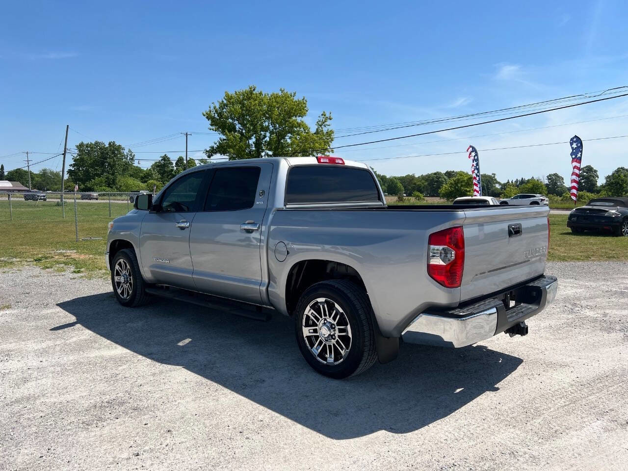 Used 2014 Toyota Tundra SR5 w/ SR5 Upgrade Package RWD image 6