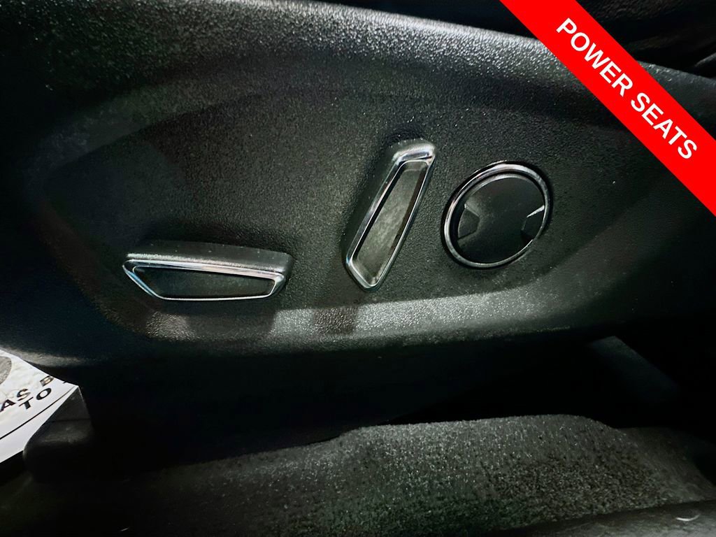 Used 2016 Ford Explorer Sport image 33