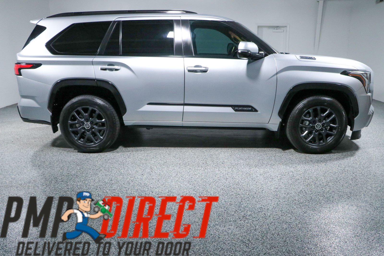 Used 2024 Toyota Sequoia Platinum AWD/4WD image 6