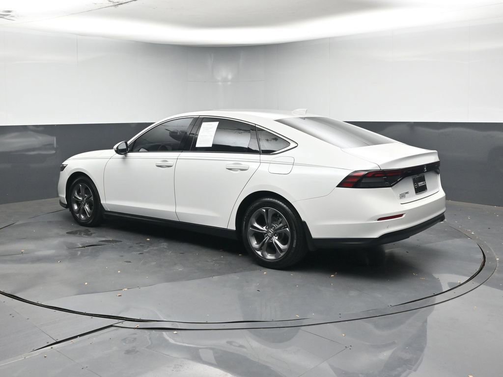 Used 2023 Honda Accord EX image 3