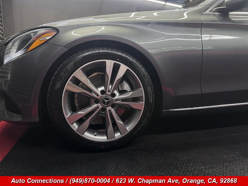 Used 2018 Mercedes-Benz C 300 Sedan image 35