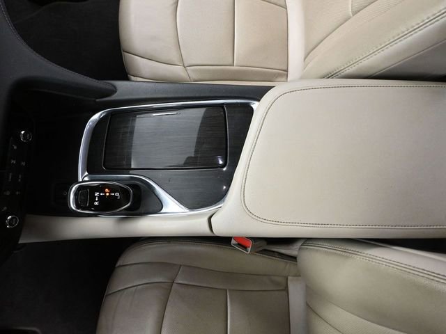 Used 2019 Buick Enclave Essence w/ Trailering Package, 5000 lbs. AWD/4WD image 30