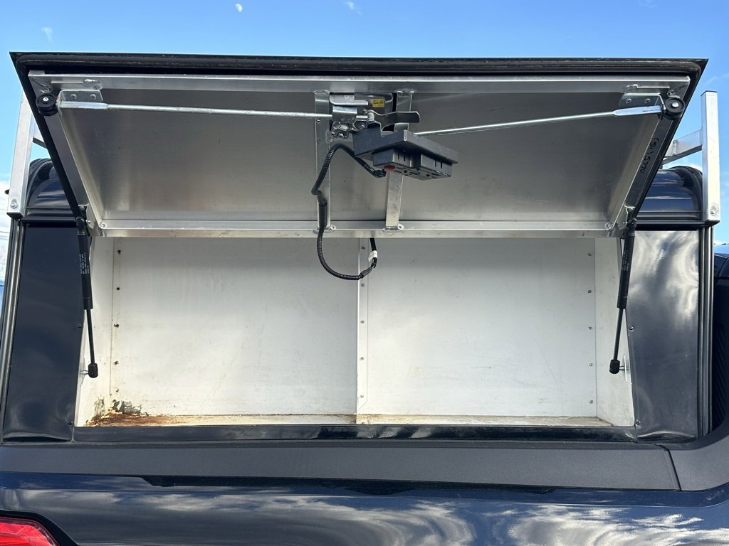 Used 2022 Ford Maverick XL image 39