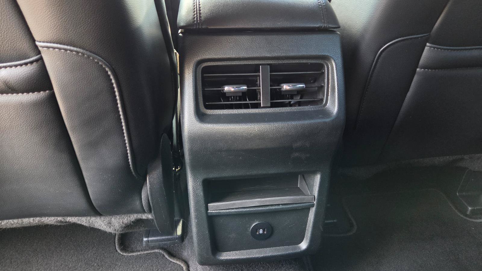 Used 2024 Ford Edge SEL AWD/4WD image 41