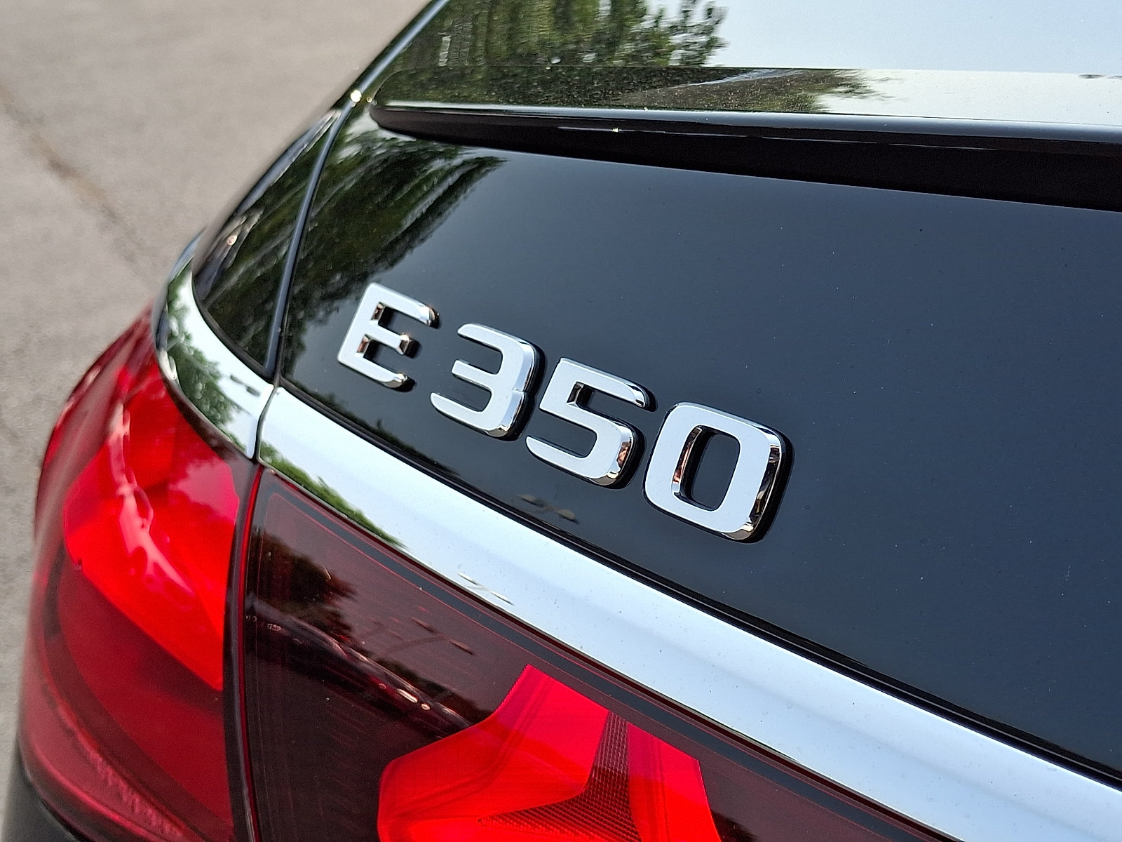 Certified 2026 Mercedes-Benz E 350 4MATIC Sedan image 31