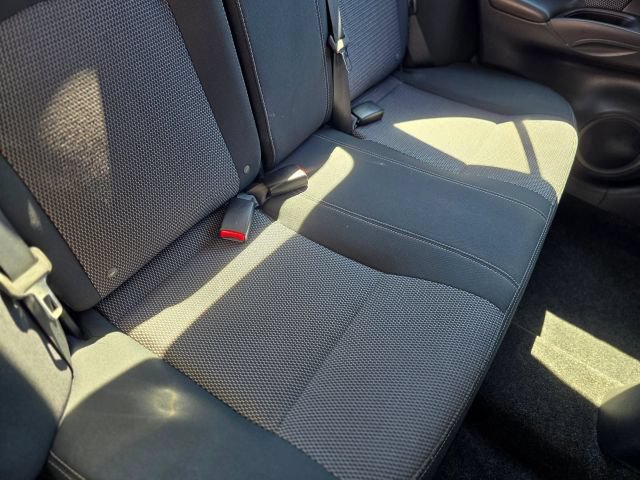 Used 2015 Nissan Versa SV FWD image 50