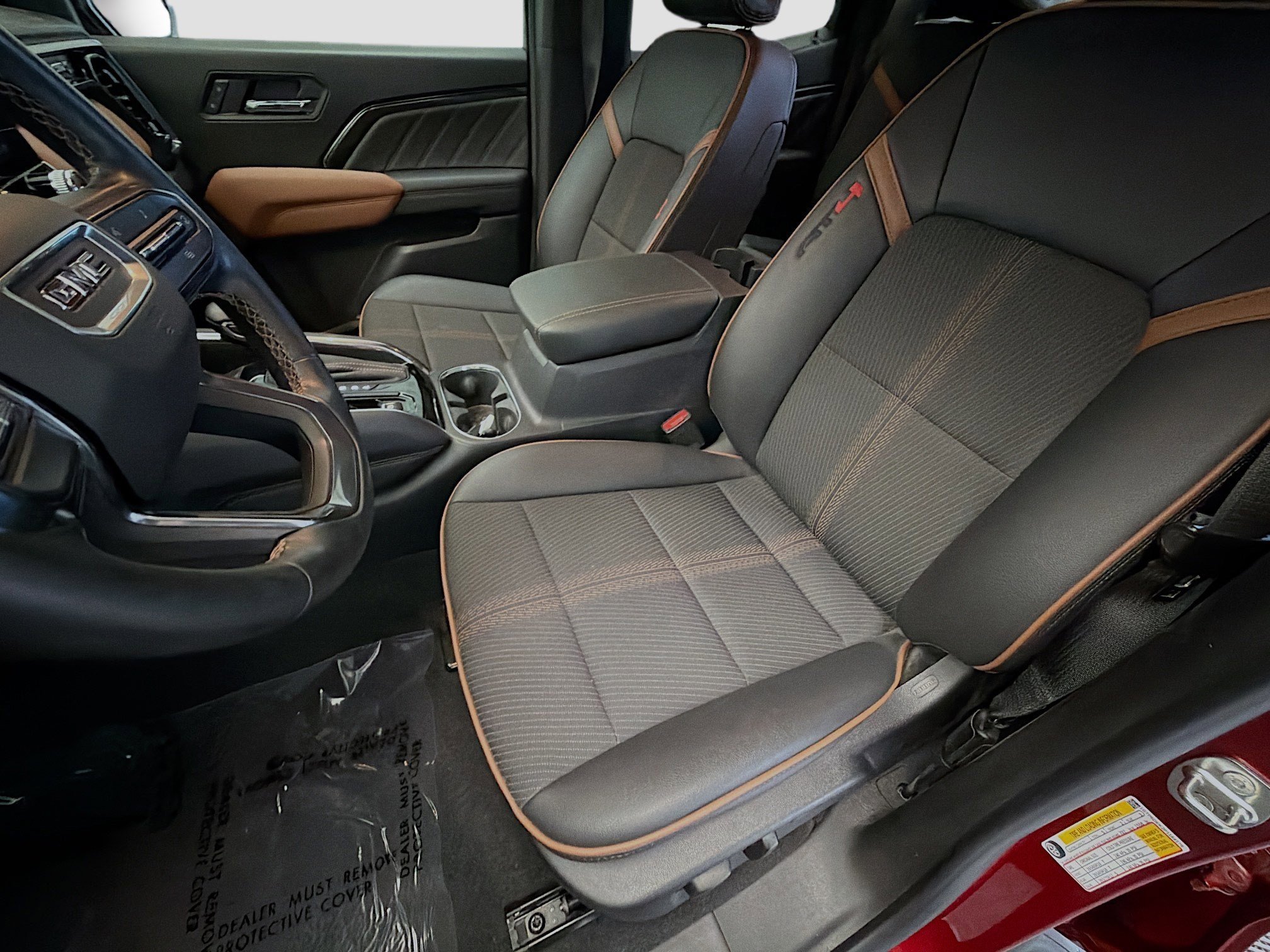 Used 2023 GMC Canyon AT4 w/ Canyon Safety Plus Package image 11