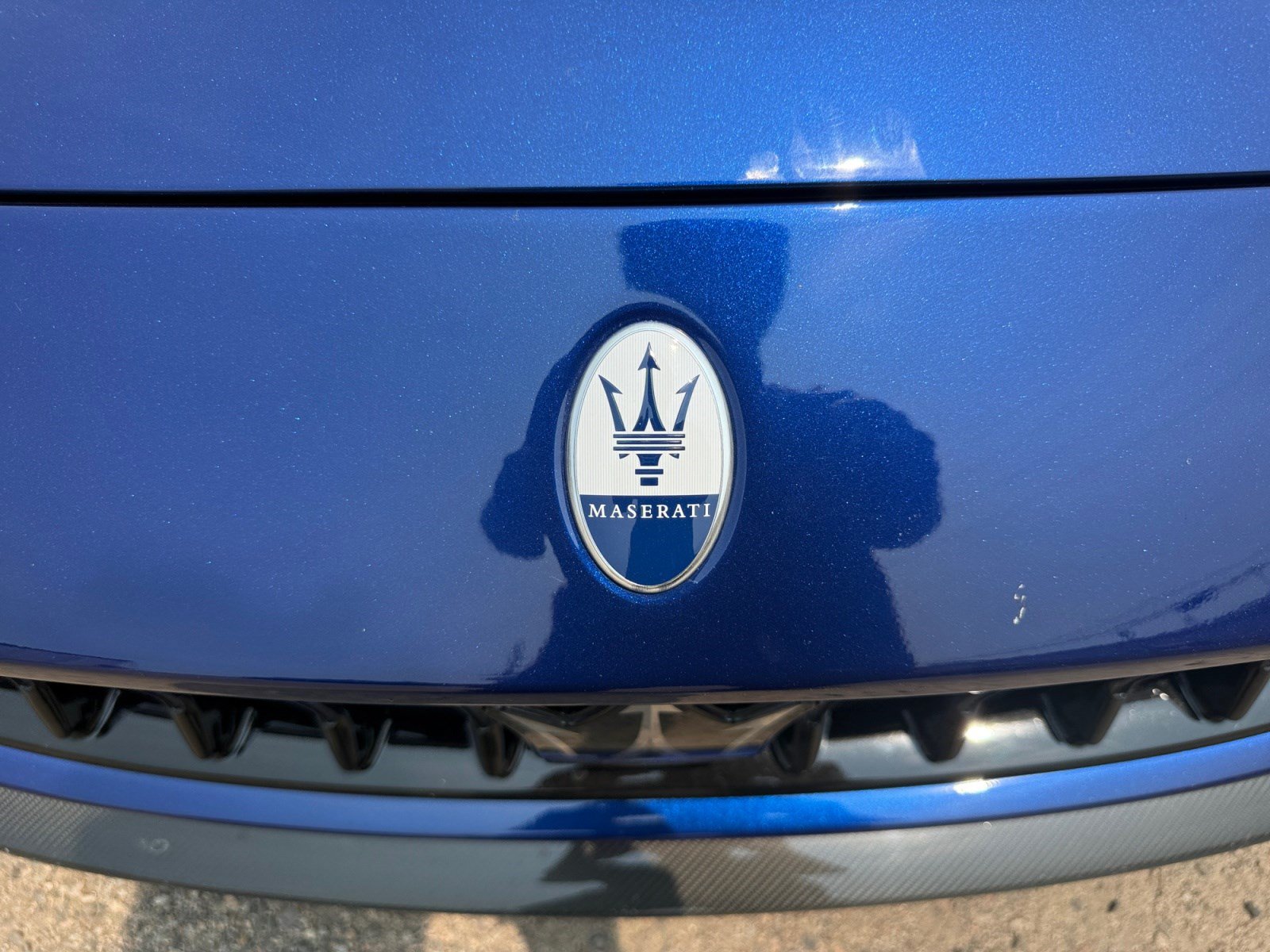 Used 2023 Maserati Ghibli Modena Q4 AWD/4WD image 23