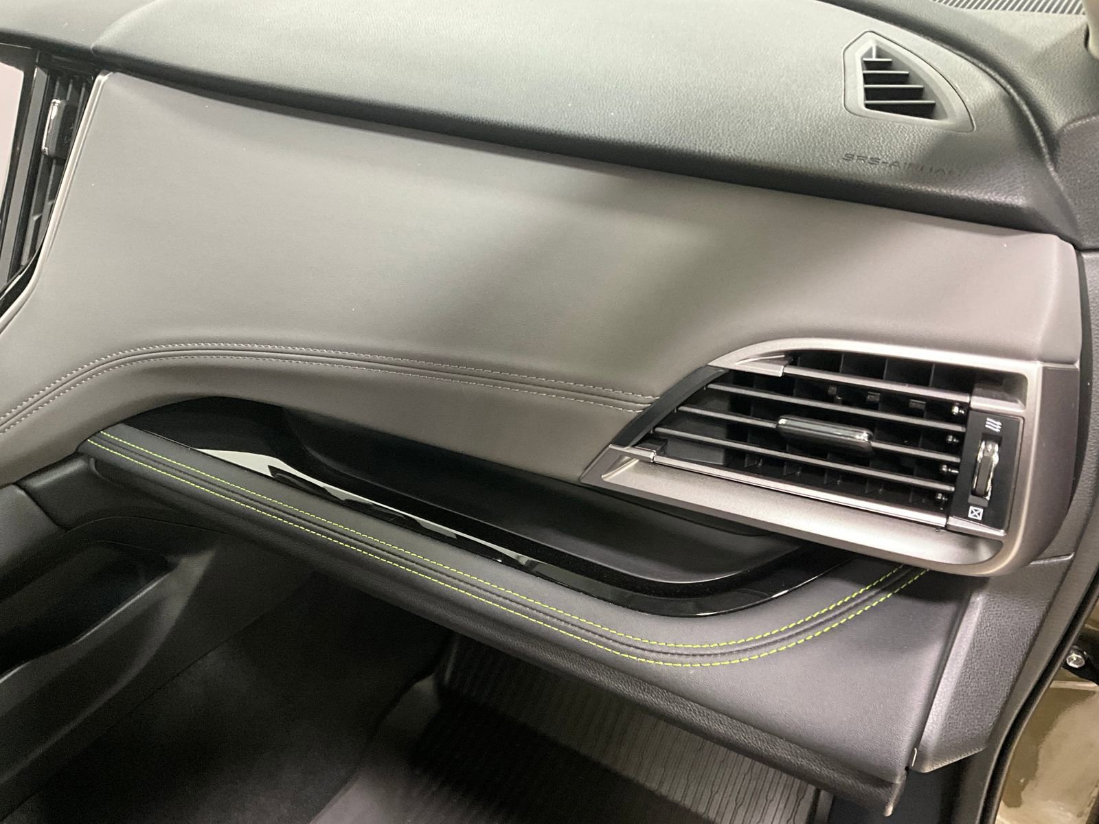 Used 2025 Subaru Outback Onyx Edition image 15