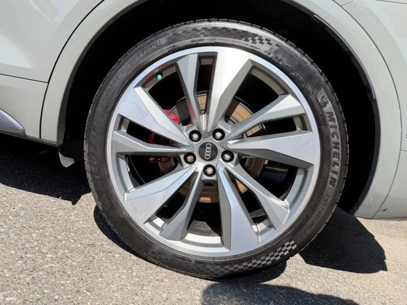 Used 2021 Audi SQ5 Prestige AWD/4WD image 39