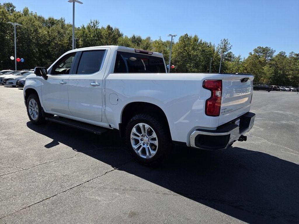 Used 2024 Chevrolet Silverado 1500 LTZ w/ LTZ Convenience Package II AWD/4WD image 3