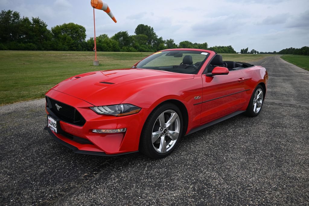 Used 2018 Ford Mustang GT Premium w/ Equipment Group 401A RWD image 13