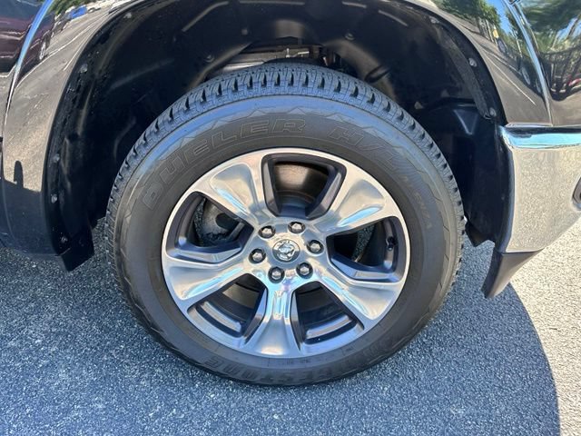 Used 2022 RAM 1500 Laramie AWD/4WD image 12