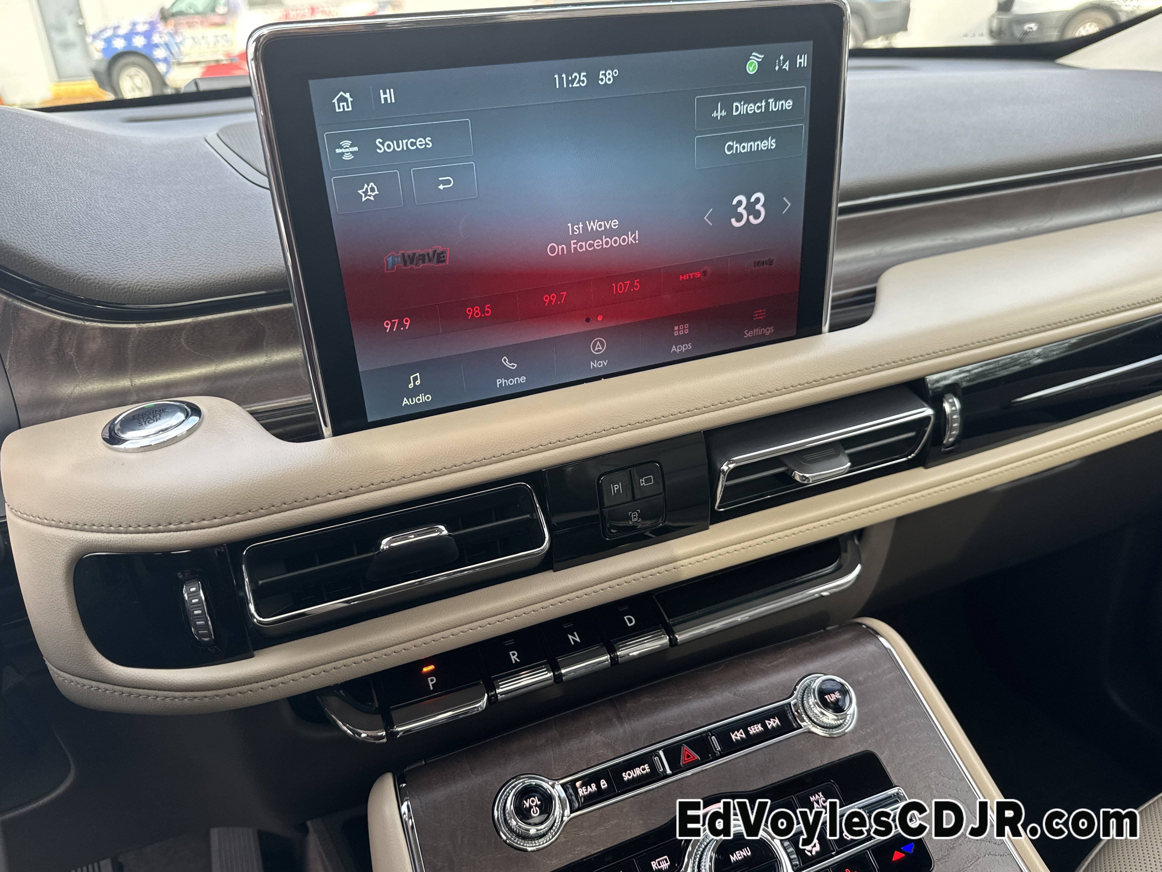 Used 2023 Lincoln Aviator Reserve w/ Equipment Group 201A image 35