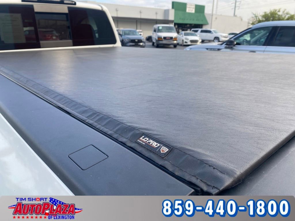 Used 2017 Nissan Titan S image 34