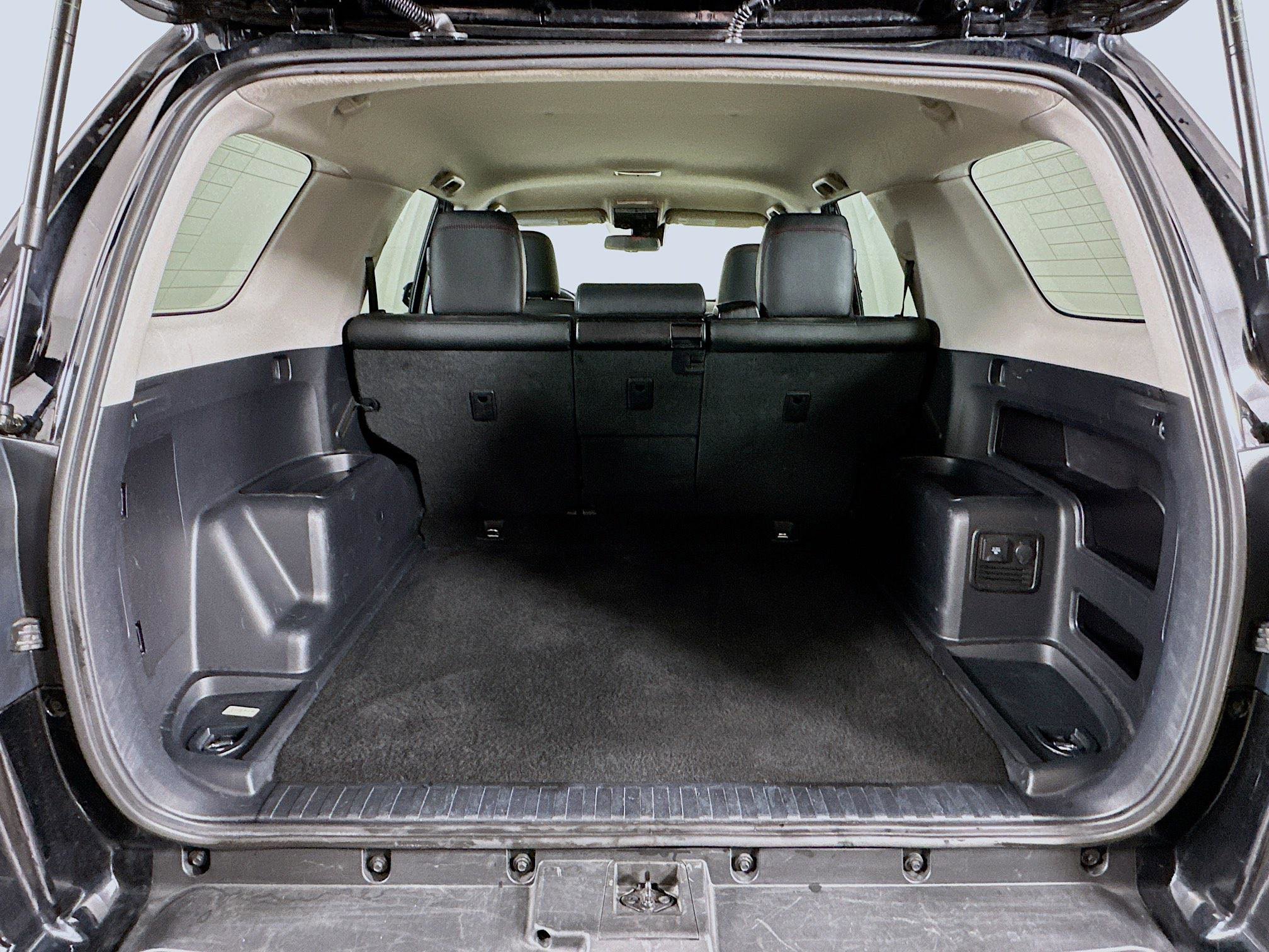 Used 2024 Toyota 4Runner TRD Off-Road Premium image 29