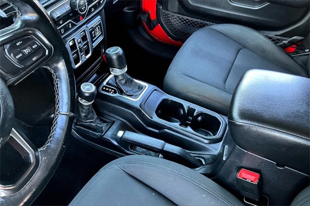 Used 2021 Jeep Gladiator Sport image 15