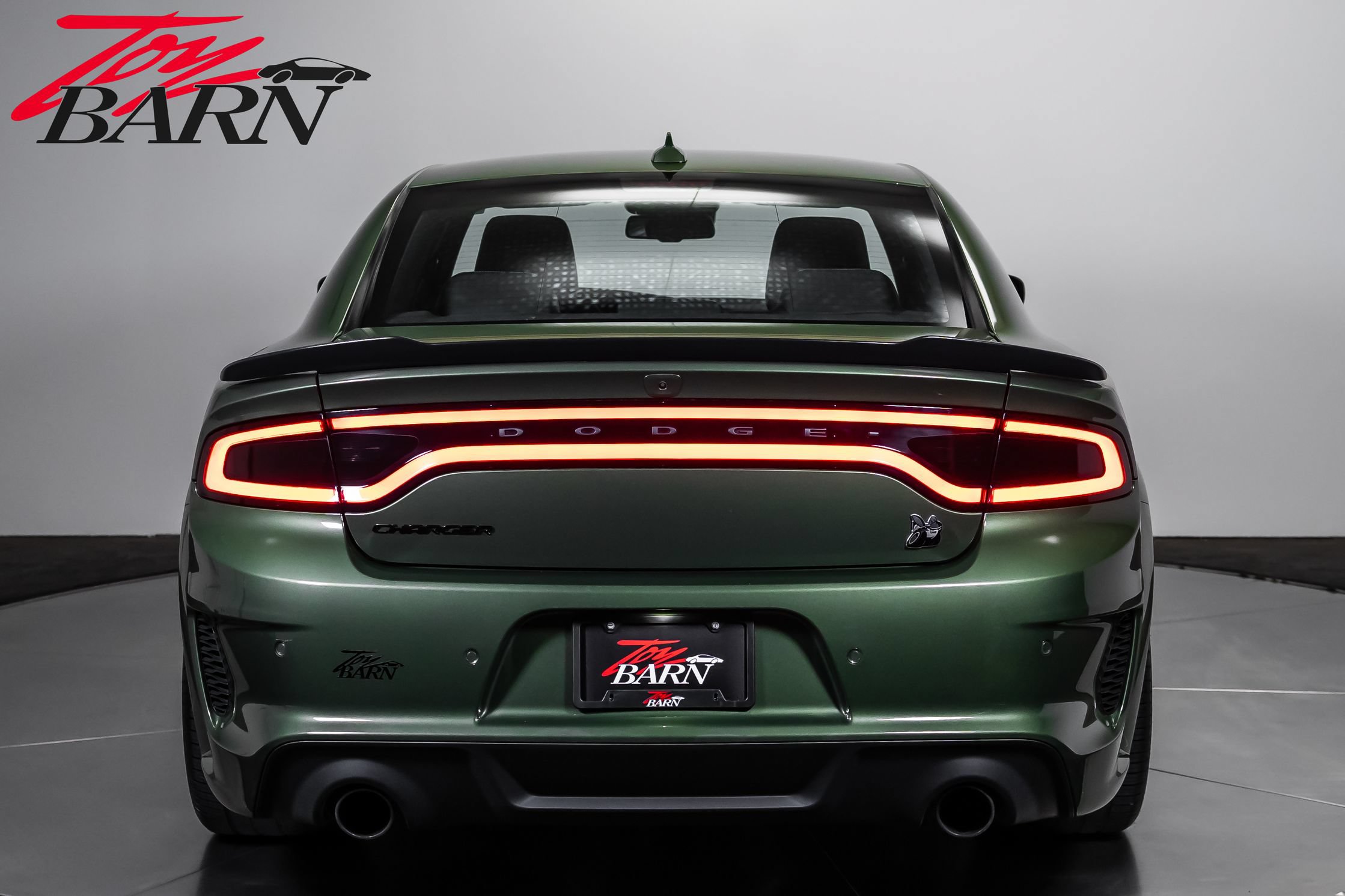 Used 2023 Dodge Charger Scat Pack RWD image 4