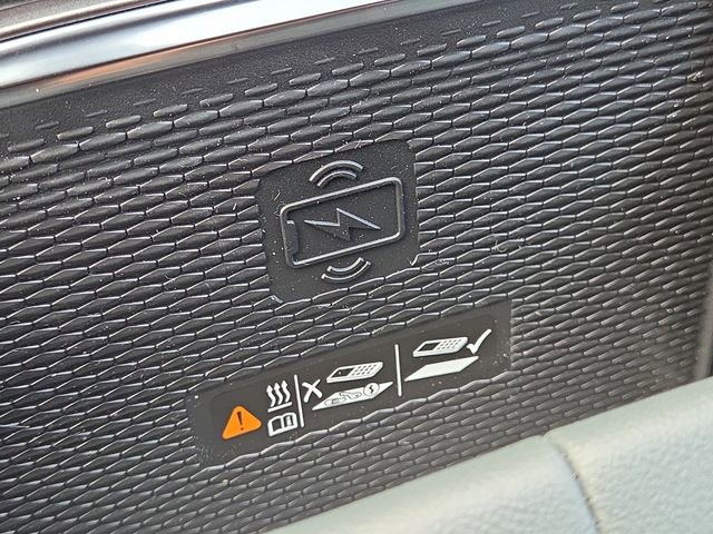 New 2026 GMC Terrain AT4 w/ Convenience Package III image 38