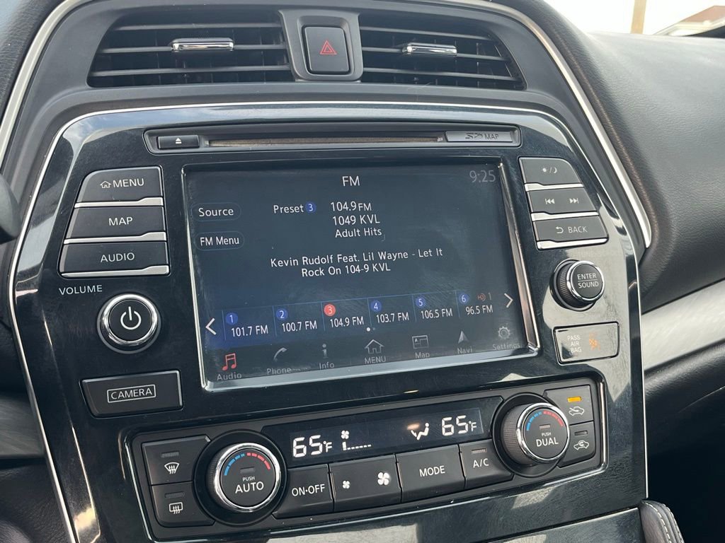 Used 2017 Nissan Maxima 3.5 SV FWD image 12