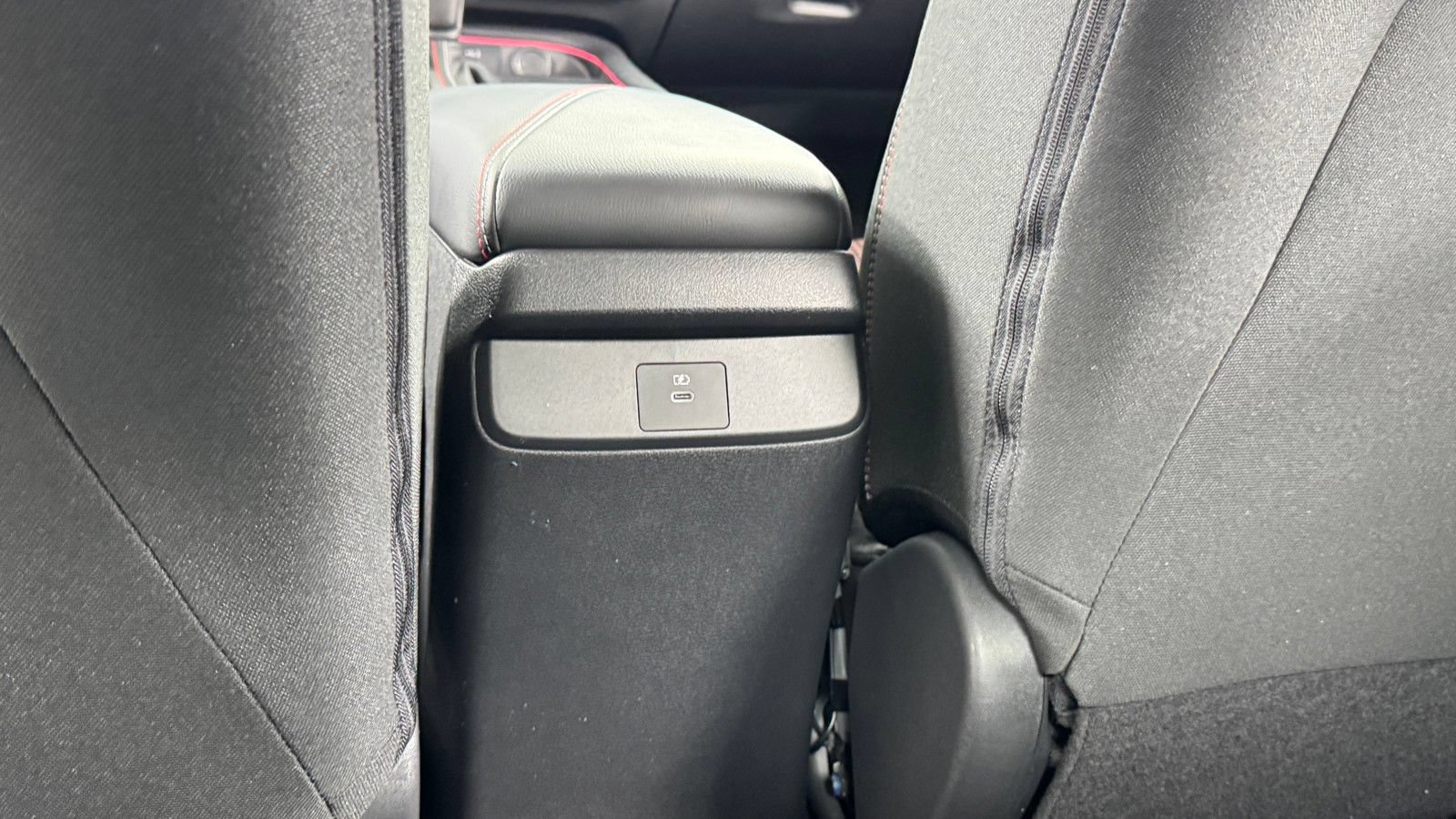 New 2026 Nissan Sentra SR w/ Floor Mat Package FWD image 33