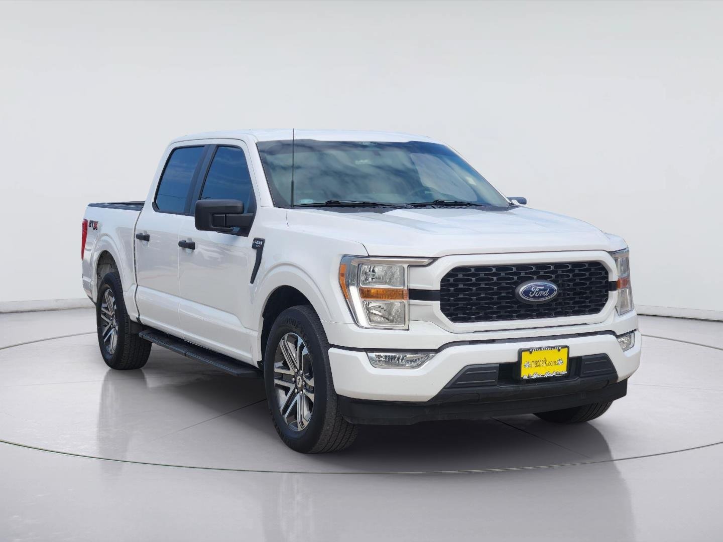 Used 2022 Ford F150 XL w/ STX Appearance Package RWD image 3